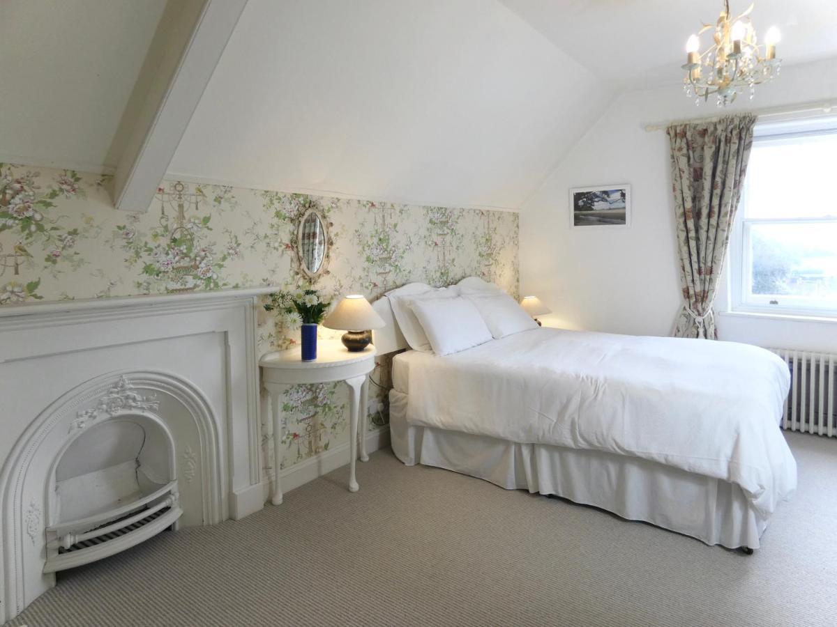 The Mount, Somerton Apartment Somerton  Bilik gambar
